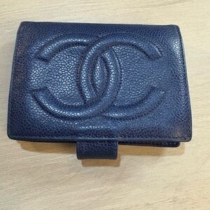 Chanel Vintage Caviar Leather Wallet – Blue 3.5"x4.75"